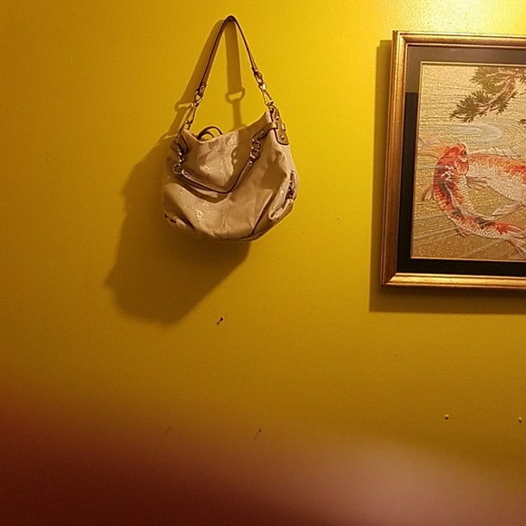 Coach - Picture 2 of 2